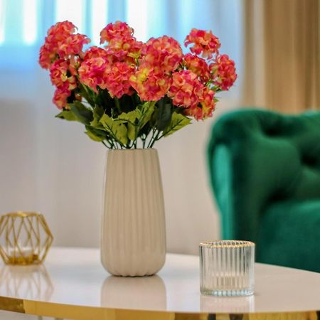 Cozyflat In The Central Arad Esterno foto